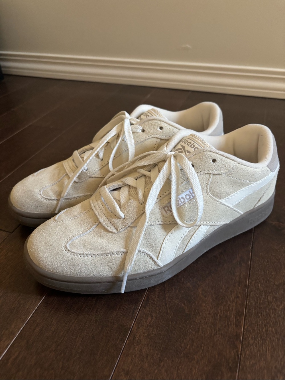 Reebok Women's Low-Top Suede Sneakers in Light Beige and Gray Sole